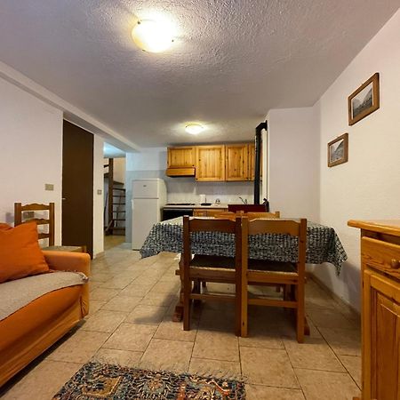 Bouque Georgeoline Apartment เรห์มส์-นอเตรอ-ดาเม ภายนอก รูปภาพ