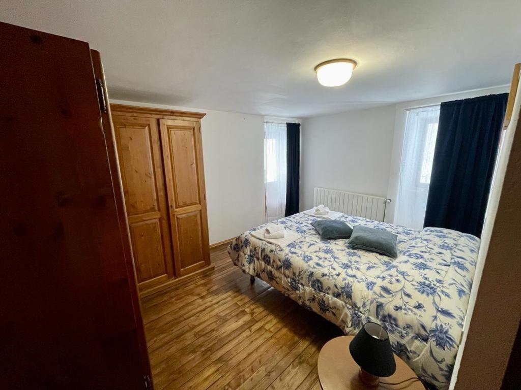 Bouque Georgeoline Apartment เรห์มส์-นอเตรอ-ดาเม ภายนอก รูปภาพ