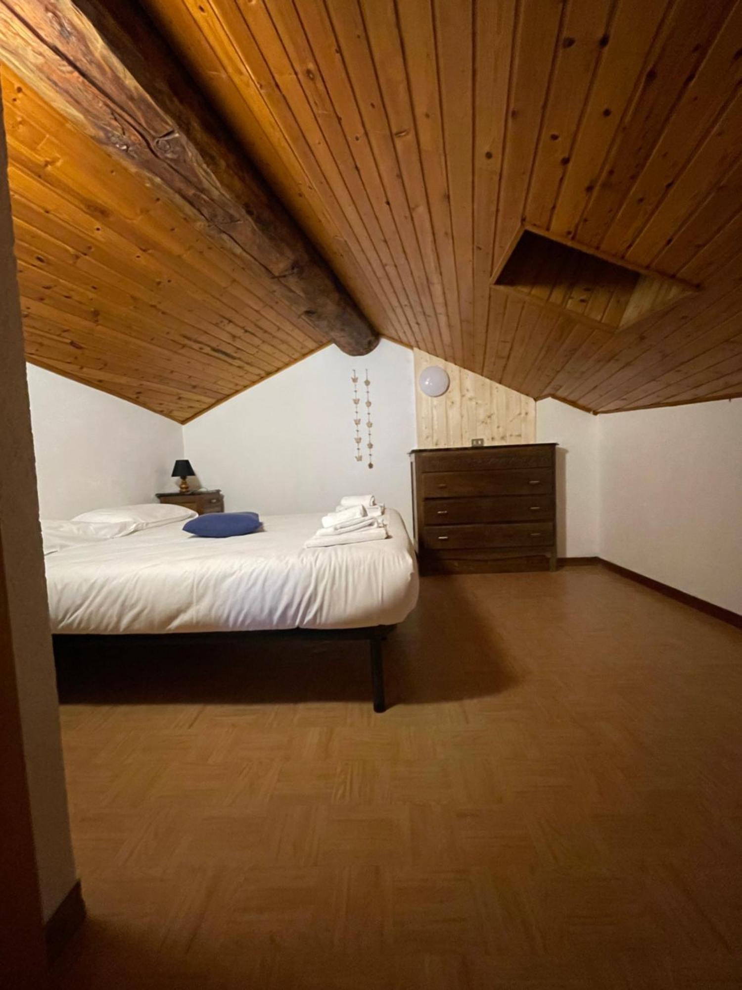 Bouque Georgeoline Apartment เรห์มส์-นอเตรอ-ดาเม ภายนอก รูปภาพ