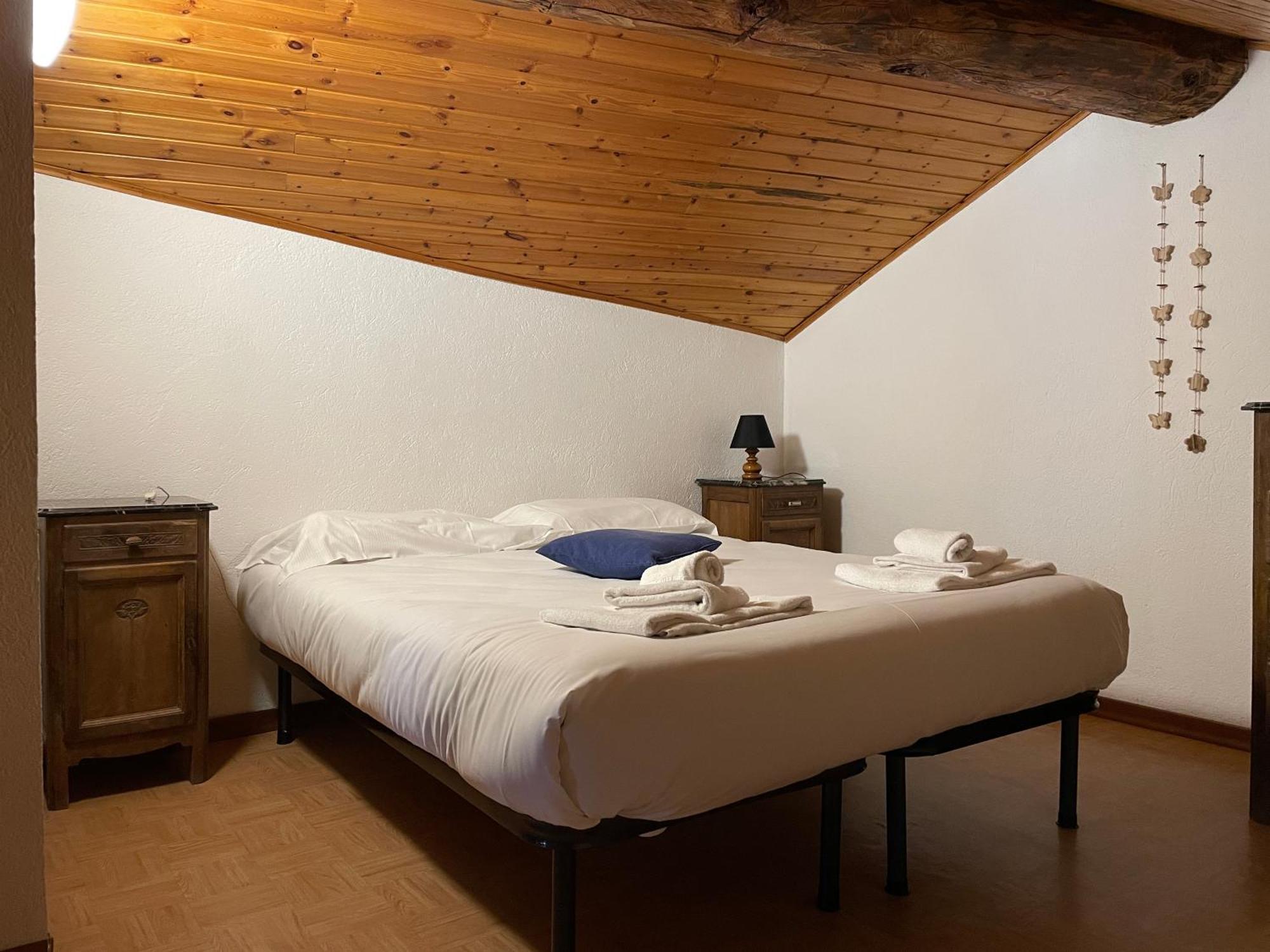 Bouque Georgeoline Apartment เรห์มส์-นอเตรอ-ดาเม ภายนอก รูปภาพ