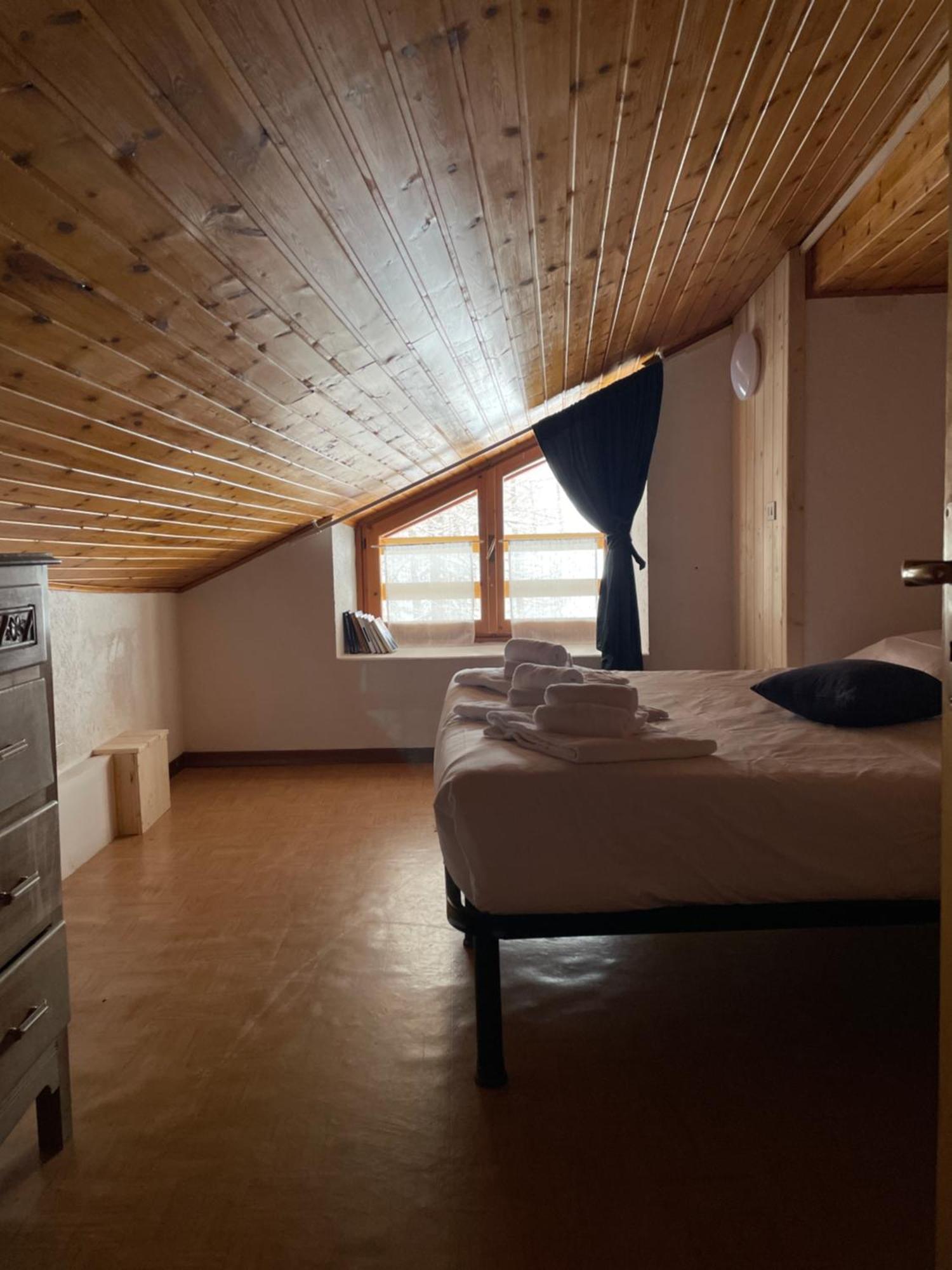 Bouque Georgeoline Apartment เรห์มส์-นอเตรอ-ดาเม ภายนอก รูปภาพ