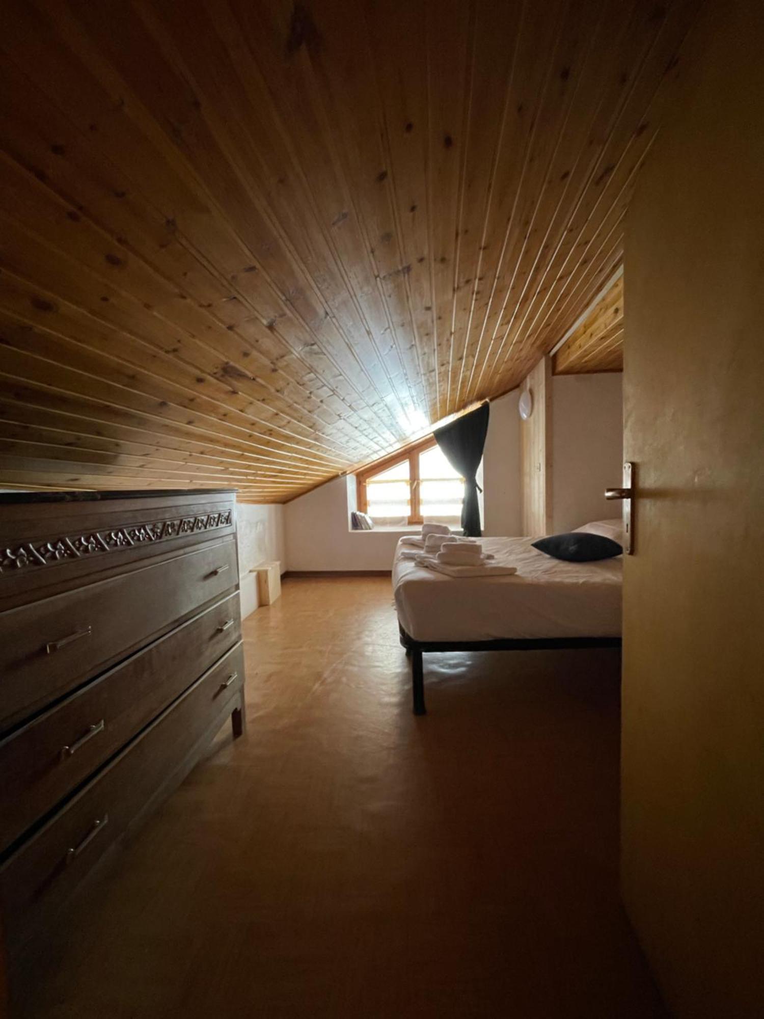 Bouque Georgeoline Apartment เรห์มส์-นอเตรอ-ดาเม ภายนอก รูปภาพ